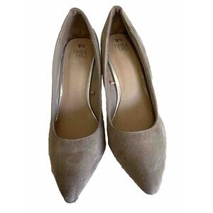 Women's Faux Suede Pumps Heels Shoes Nude Beige SZ 10 Pointed Toe Classic Career